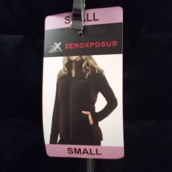 Zx Zeroxposur Black Velvety Puff Vest NWT - Picture 2 of 14